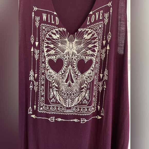 Hi Neck keyhole tank top - Picture 2 of 4